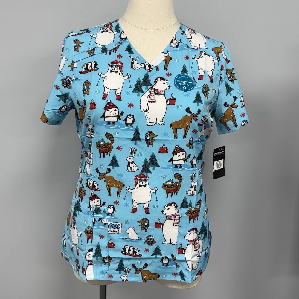 NWT Dickies Scrub Top M Blue Winter Wonderland Scrubs Polar Bears Moose Penguin